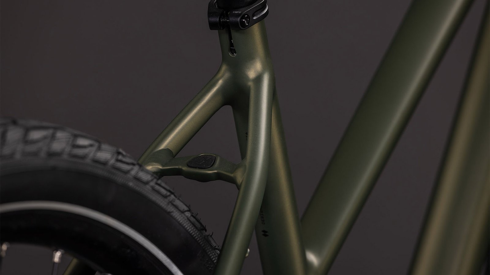 Cube Editore ONE reedgreen'n'black Trapeze - immagine 7