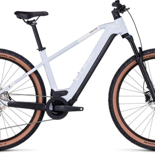 Cube Reaction Hybrid Pro 750 flashwhite´n´black
